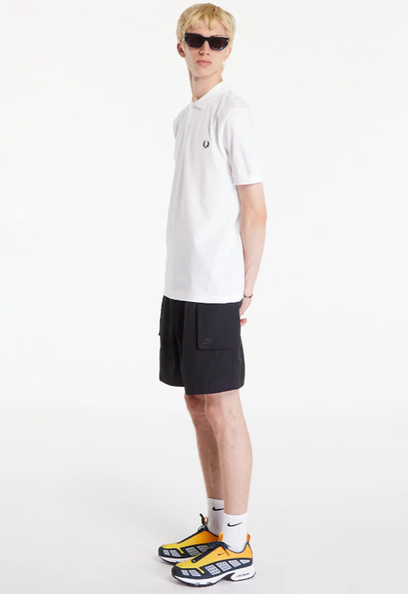 Fred Perry je módna značka oblečenia a doplnkov ktorá mi priniesla nadčasový štýl a pohodlie do každodenného života